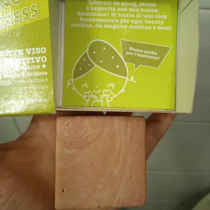 photo of La Saponaria No Stress - Detergente viso lenitivo solido shared by @betulla on  09 Apr 2022 - review