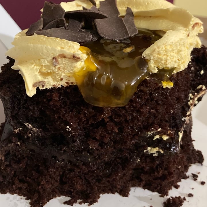 review photo of Chök The Chocolate Kitchen Mini Tarta Vegana Chocolate y Maracuyá shared by @haleysdff on 15 Jul 2021 - review