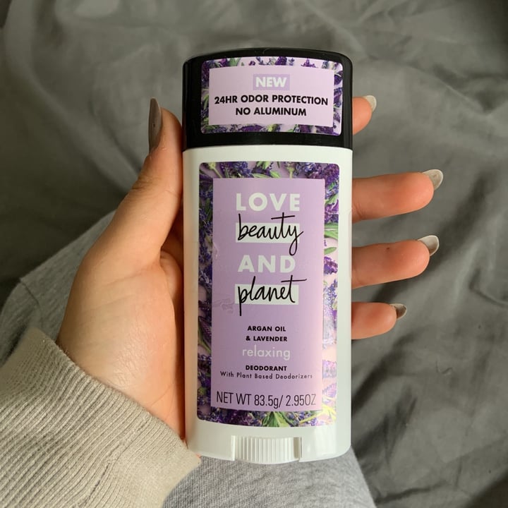 photo of Love Beauty and Planet Desodorante shared by @josevitellof on  13 Jul 2021 - review
