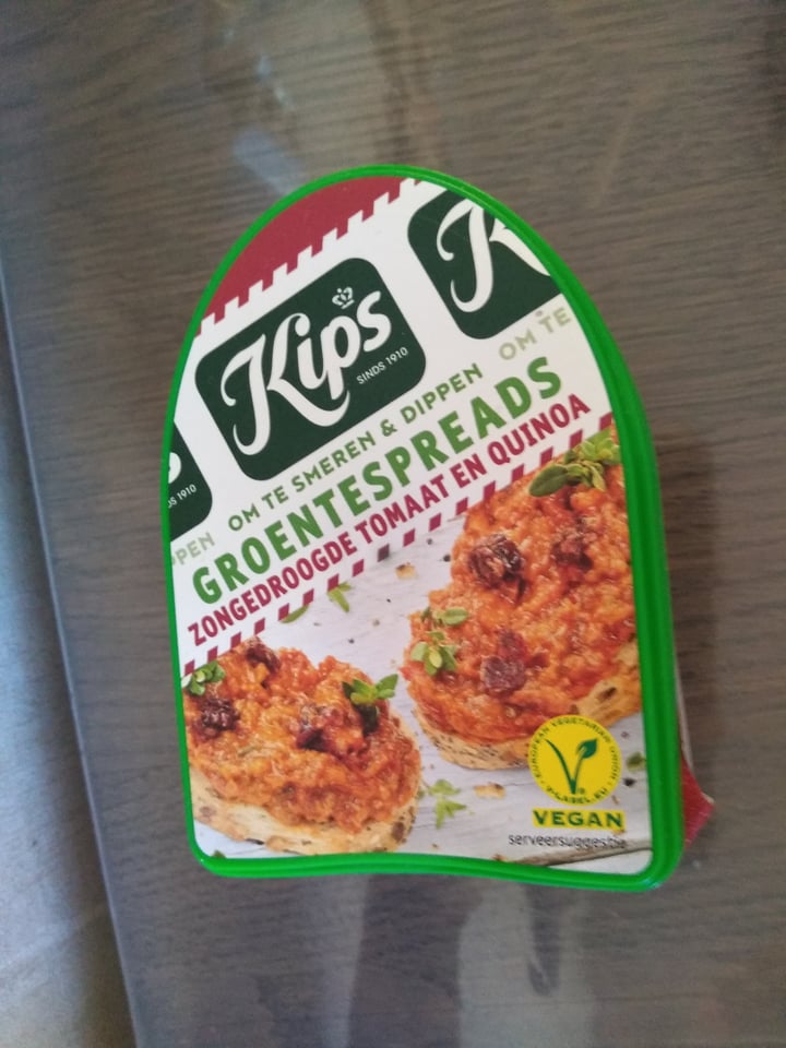 photo of Kips Groentespread zongedroogde tomaat en quinoa shared by @nicolinebl on  17 Jun 2022 - review