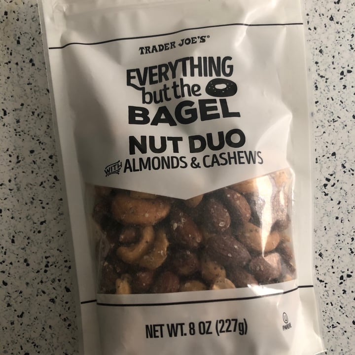 photo of Trader Joe's Everything but the Bagel Nut Duo shared by @clarendiee on  20 Feb 2021 - review