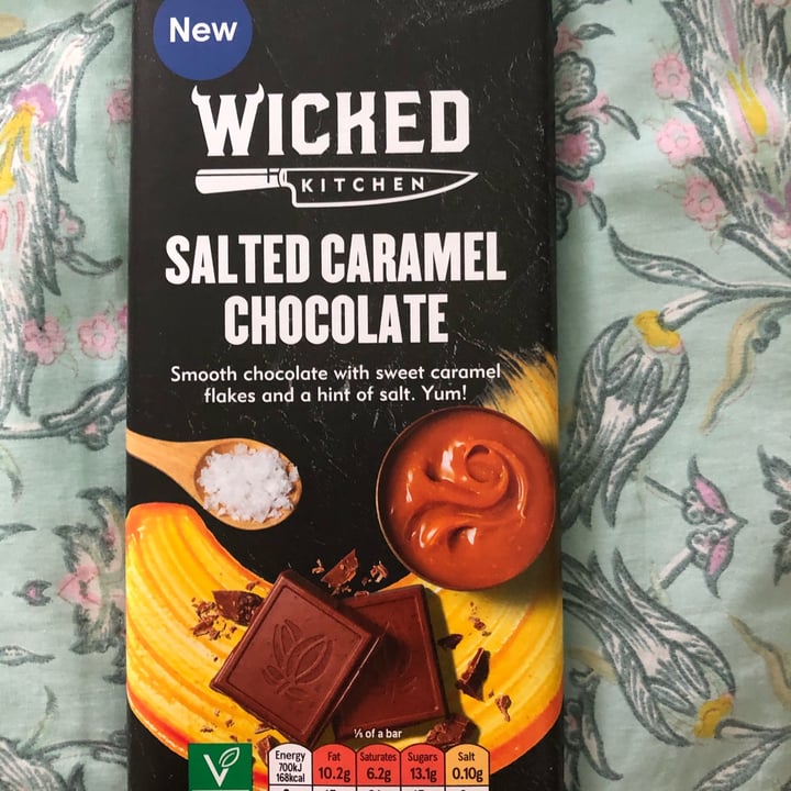 review photo of Wicked Chocolate and Salted Caramel Brownie shared by @veganslh on 09 Apr 2022 - review