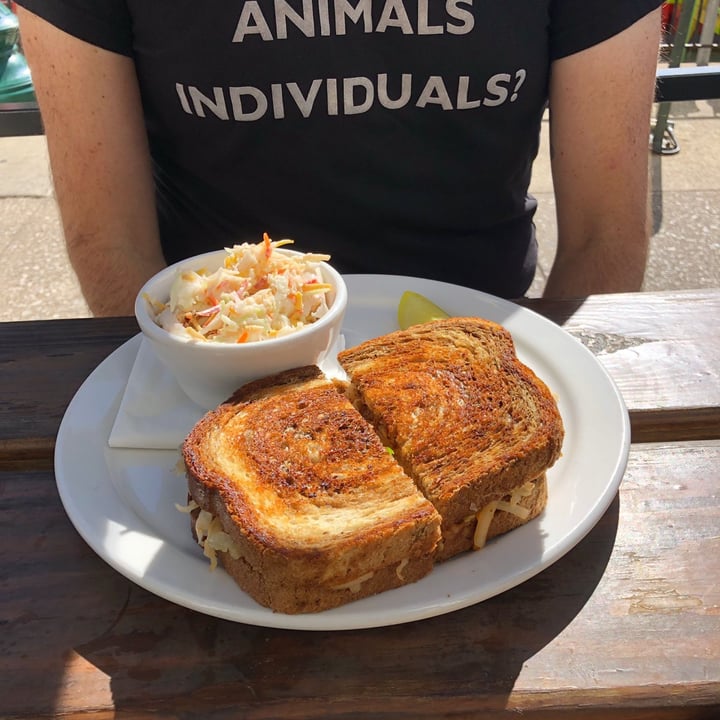 photo of The Owlery Restaurant Tempeh Reuben shared by @nisharespect on  21 Oct 2021 - review