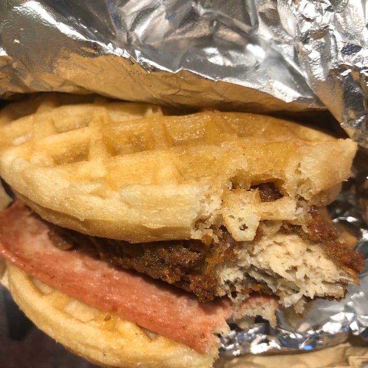 photo of Lord of the Fries Breakfast chicken waffle shared by @lifewithlaurel on  03 Jul 2020 - review