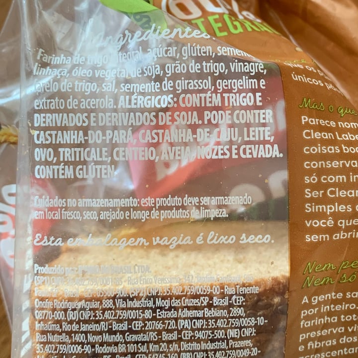 photo of Nutrella Pão 100% integral shared by @debhvt on  17 Jun 2022 - review