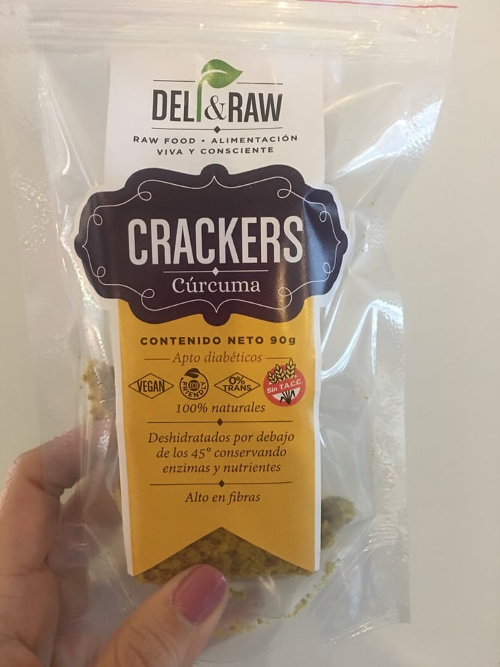 photo of Deli & Raw Crackers de Cúrcuma shared by @rominanotero on  06 Aug 2019 - review