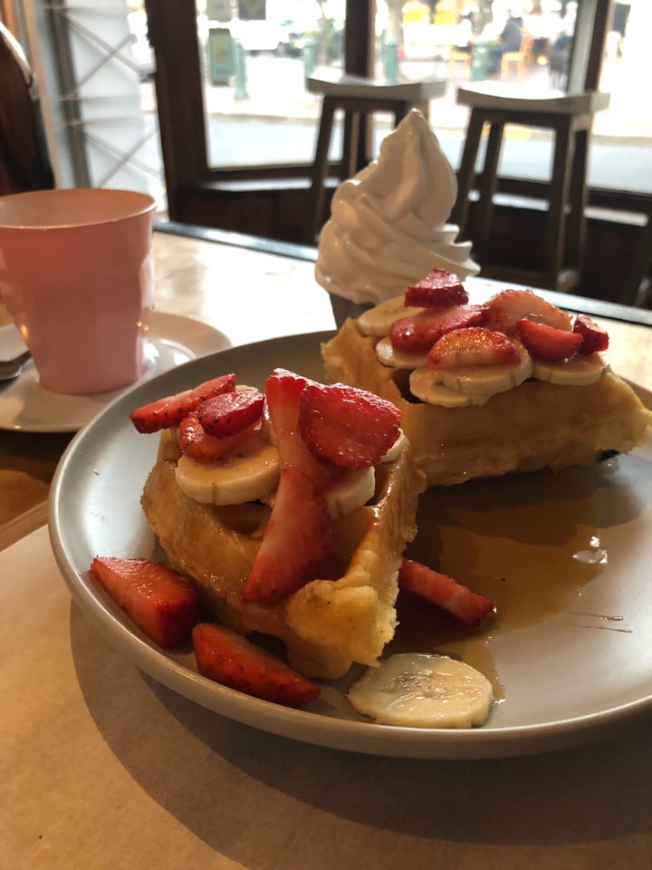 photo of Jessy's Waffles Basic waffle with extras shared by @vegancathy on  29 Jul 2019 - review
