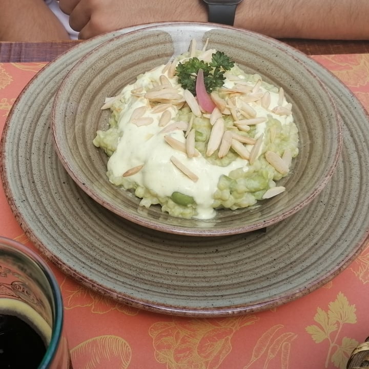 review photo of Ristorante Gintilla Cagliari Fregola di grano Cappelli con edamame, crema di limone, timo e mandorle tostate shared by @susy49 on 07 Aug 2021 - review