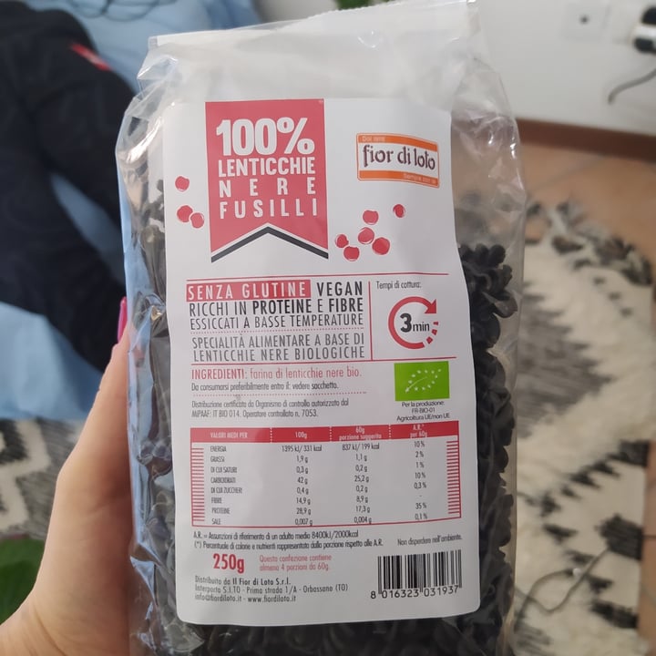 photo of Fior di Loto 100% fusilli lenticchie nere shared by @valy on  03 Apr 2022 - review