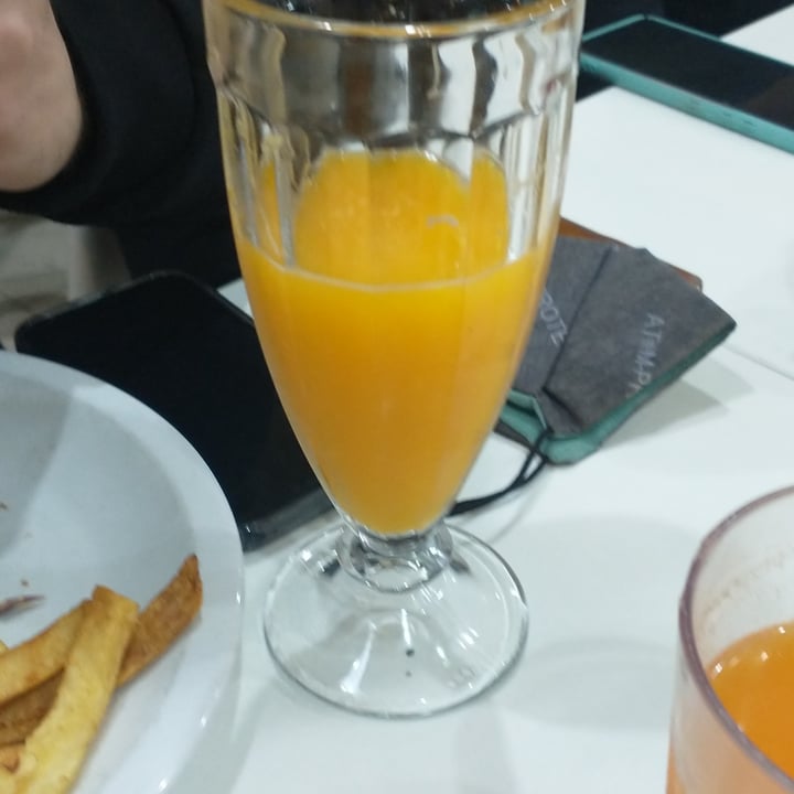 review photo of Loving Hut Microcentro Exprimido de naranja shared by @unpatomas on 03 Nov 2021 - review