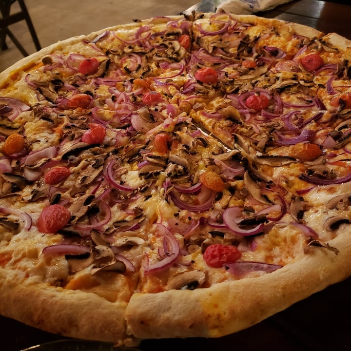 photo of La pizzería de las Tortugas Ninja Veganx del 98 shared by @sisisoydelfi on  26 May 2022 - review