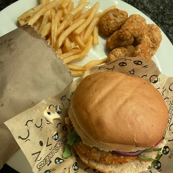 photo of MODROCKERS Chick ‘n Burger shared by @bronwynpaige on  23 Aug 2022 - review