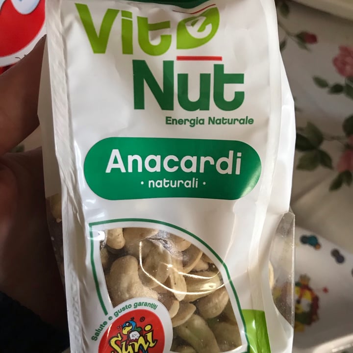 photo of Vite nut Anacardi naturali shared by @aless02 on  02 Apr 2021 - review