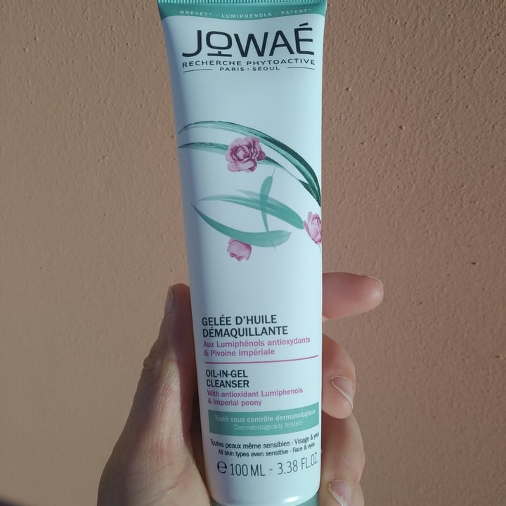 photo of Jowaé Gel in olio struccante viso e occhi shared by @suze7 on  24 Mar 2022 - review