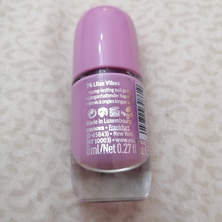 photo of Essence  Shine Last & Go! Gel Nail Polish shared by @desyc on  08 Oct 2021 - review