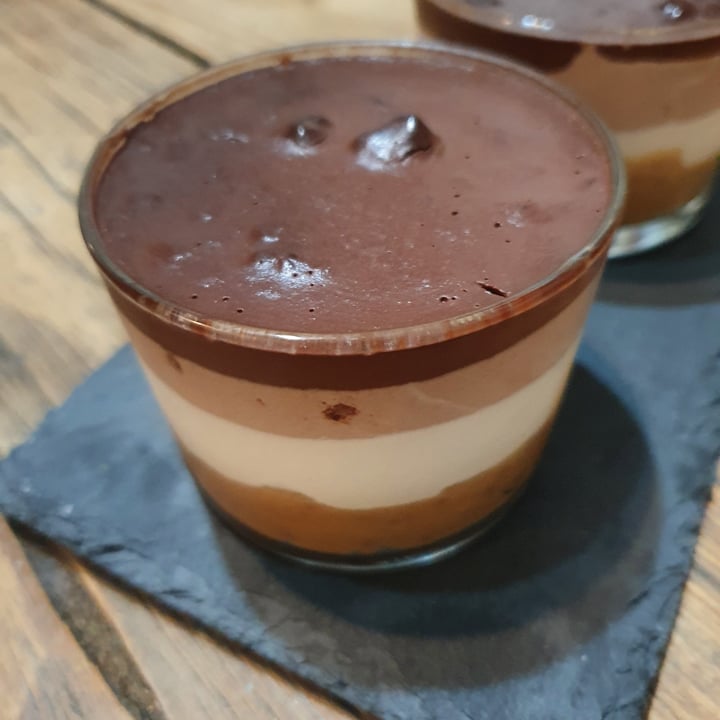 photo of Pura Vida Vegan Bar (Santa y Pura) choc shared by @saramateos on  06 Oct 2022 - review