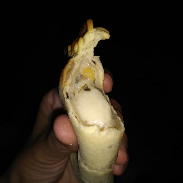 photo of Empanadas de 10 Empanada Vegana de Choclo, Cebolla y Queso shared by @milesitah on  22 Jun 2020 - review