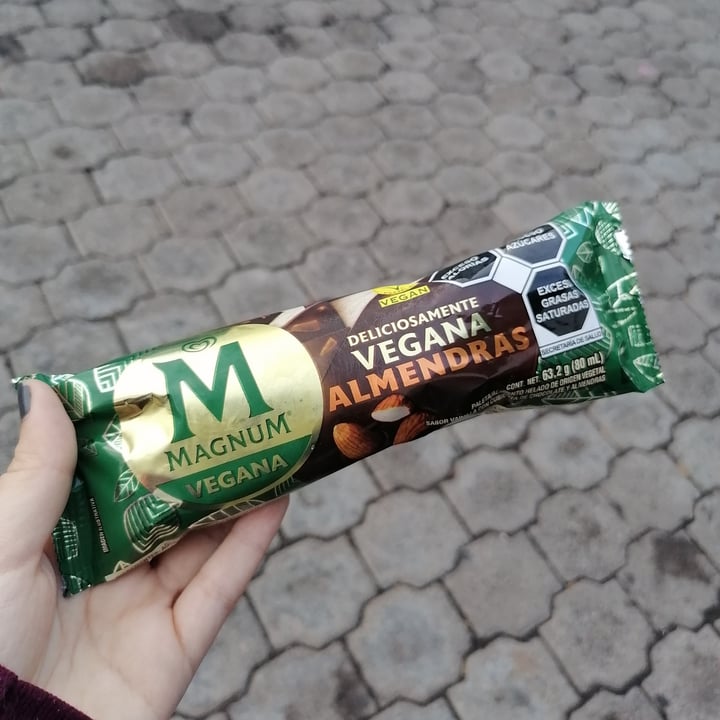 review photo of Magnum Magnum Almendras Vegana shared by @luvisanti on 15 Jun 2022 - review