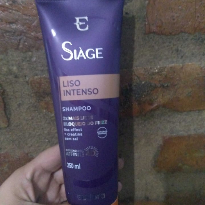 photo of Siage Shampoo Siàge Liso Intenso shared by @flaviajaqueline on  06 May 2022 - review