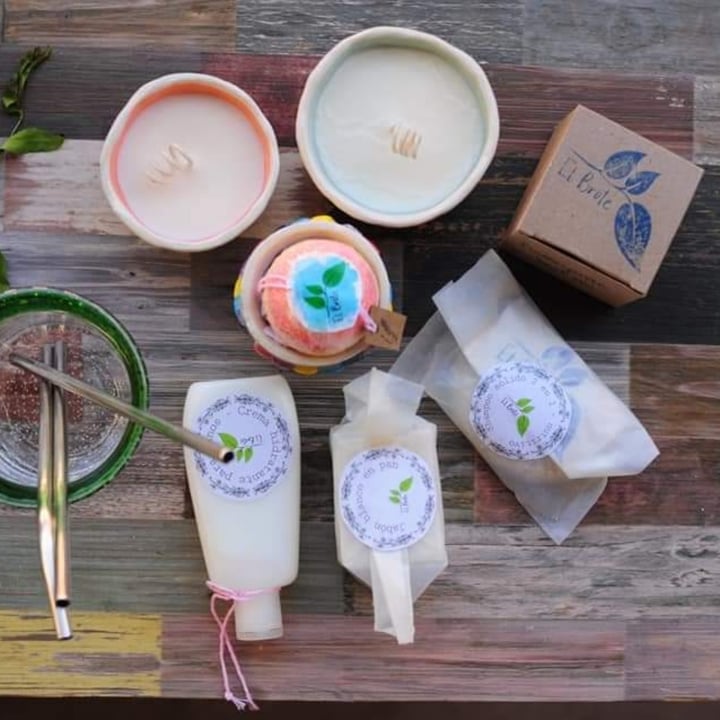 review photo of El brote Ecol贸gico Detergente S贸lido, Shampoo S贸lido, Cremas, Jabones shared by @ayemartinez on 05 Aug 2021 - review