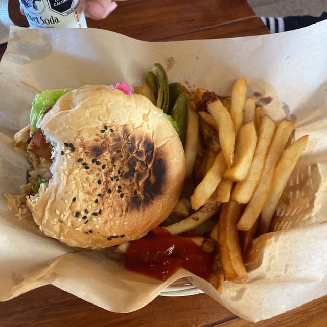 Foto do prato “Burger Falafel”
