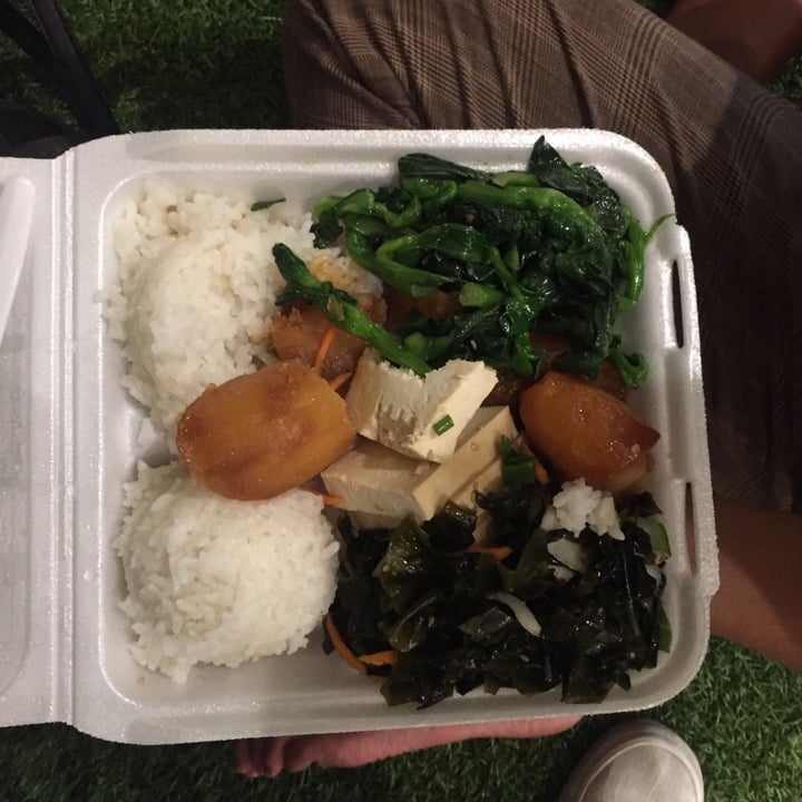 review photo of Yummy Korean Bar-B-Q Vegetable Plate shared by @haleymae on 04 Jan 2020 - review