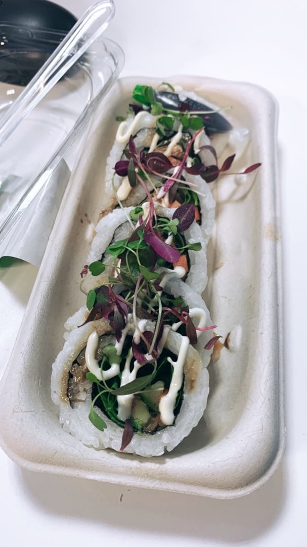 review photo of YO! Sushi Yasai roll shared by @jazmynjade on 16 Feb 2020 - review