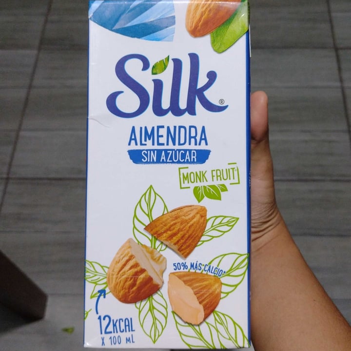 photo of Silk Alimento líquido de almendra sin azúcar shared by @marianaherrr on  06 Oct 2021 - review