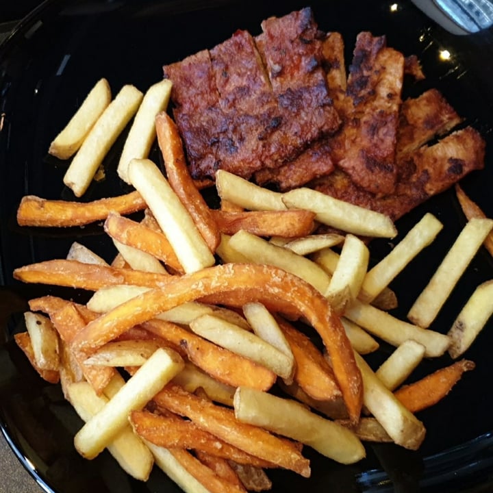 review photo of Forky's Spare Ribs shared by @mischidream on 31 Aug 2020 - review