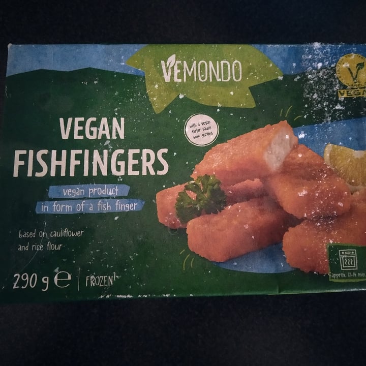 photo of Vemondo Vegan fishfingers shared by @veganopedro on  25 Aug 2021 - review