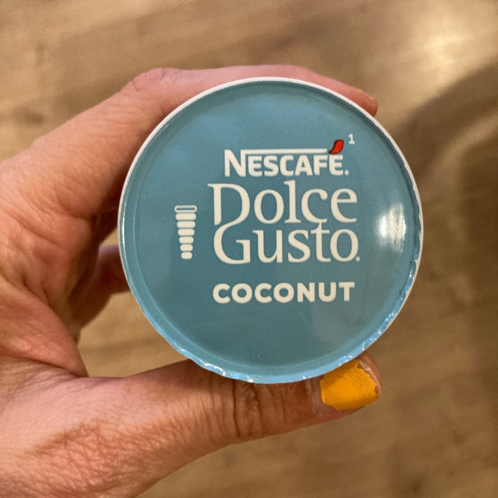 photo of Nescafè Dolce Gusto Coconut Macchiato shared by @meditarnaescola on  07 Dec 2022 - review