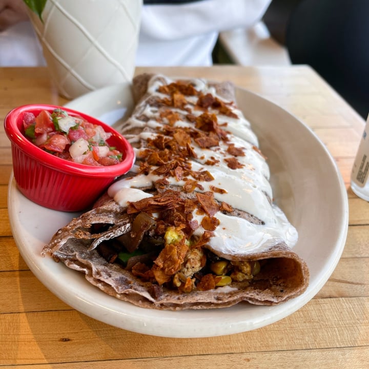 photo of Portia's Diner Breakfast Burrito shared by @lizmaselli on  15 Dec 2020 - review