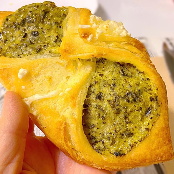 review photo of Vegan bombon sin gluten Pañuelo de espinacas shared by @yolandagranados on 06 Mar 2022 - review