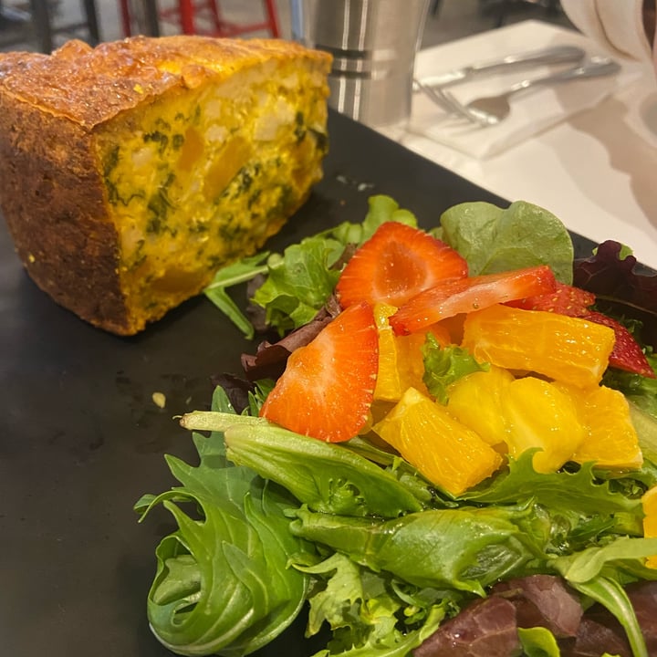 review photo of Peacefood Pumpkin Quiche shared by @viviantothewu on 29 Sep 2022 - review