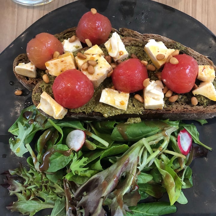 photo of Curious Palette Confit Tomato & Pesto shared by @miriamy on  19 Jul 2020 - review