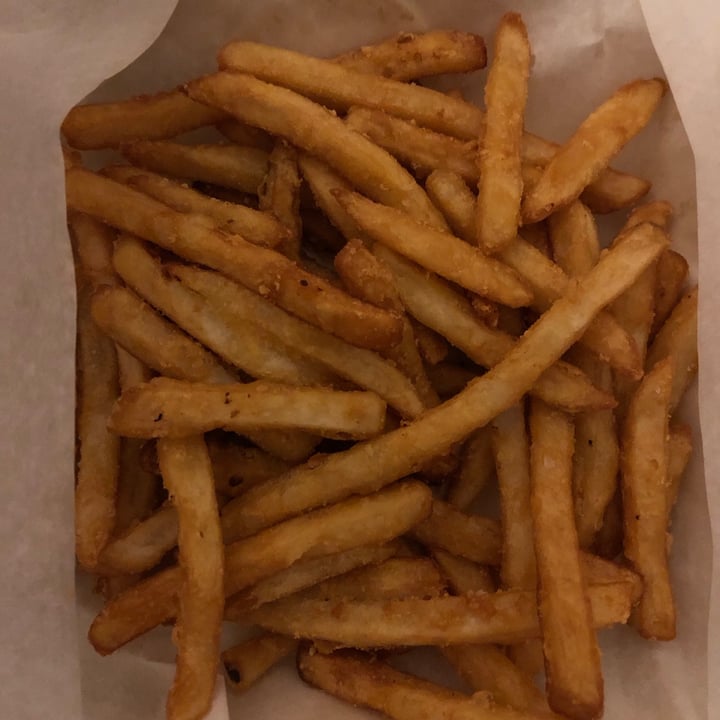 photo of Earth Aloha Eats French Fries shared by @raatz on  10 Aug 2020 - review