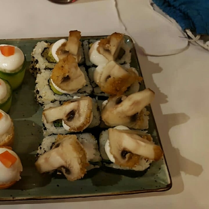 photo of Aiko Sushi (old Active Sushi On Bree) Mushroom Bomb shared by @talthegreenteacher on  25 May 2021 - review