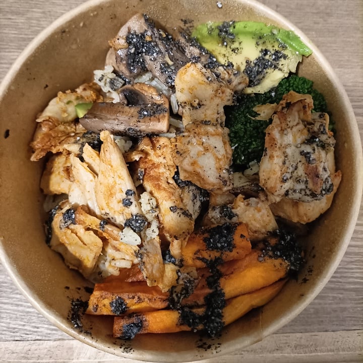 photo of Green&Burger by Biocenter Terrassa Heura Bowl shared by @gernika on  25 Sep 2022 - review