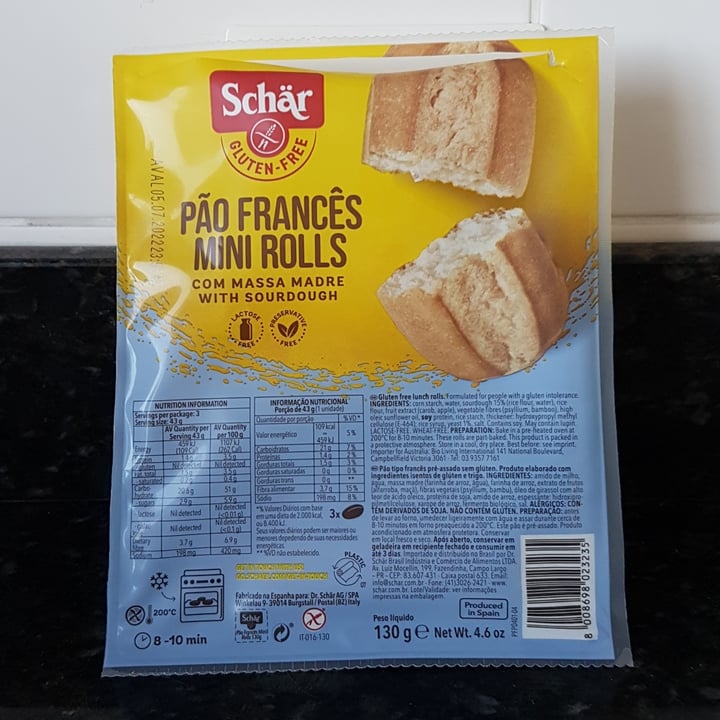 photo of Schär Pão Francês mini rolls shared by @tainac on  12 Jul 2022 - review