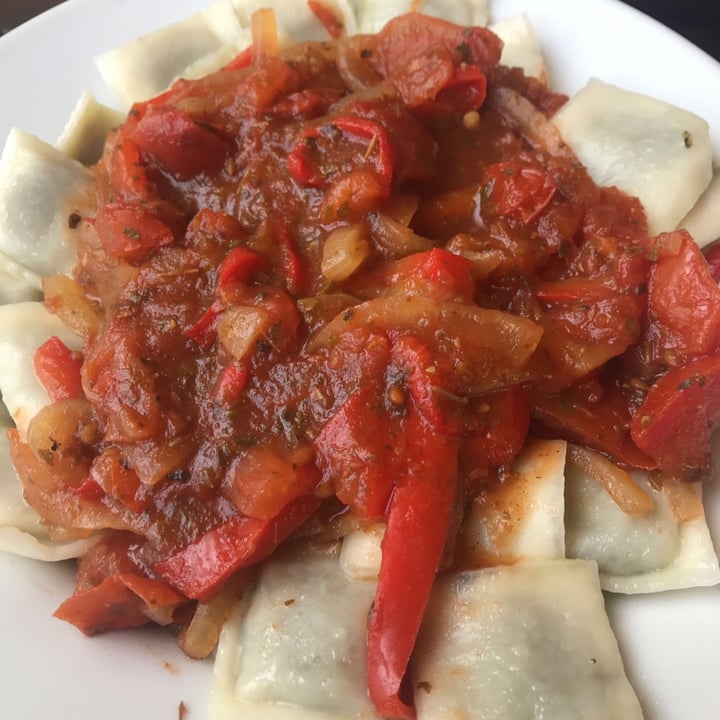 review photo of Restaurant Maruja Ravioles de verdura a la portuguesa shared by @manuquaroni on 12 Jan 2021 - review