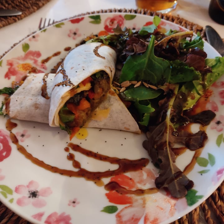 photo of Restaurante Amaltea Burrito de verduras asadas shared by @paquitorres on  19 Jul 2021 - review