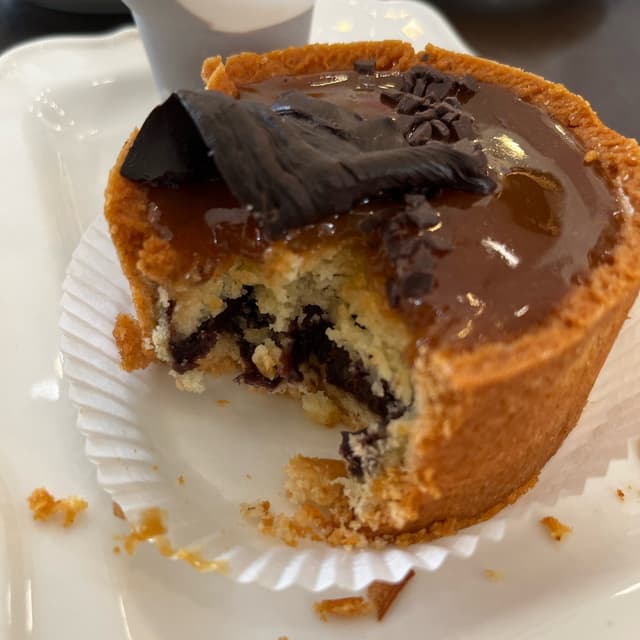 Photo of the dish “tortino vegano caramello e cioccolato”