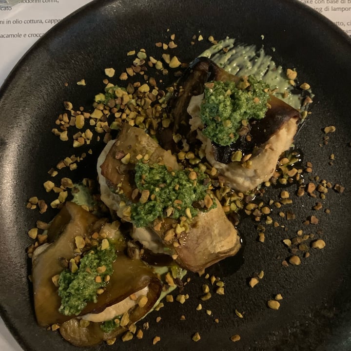 review photo of Romeow Cat Bistrot Fagottini Di melanzane con feta saporita, pesto al basilico e pistacchi tostati shared by @giuulia on 11 Jun 2022 - review