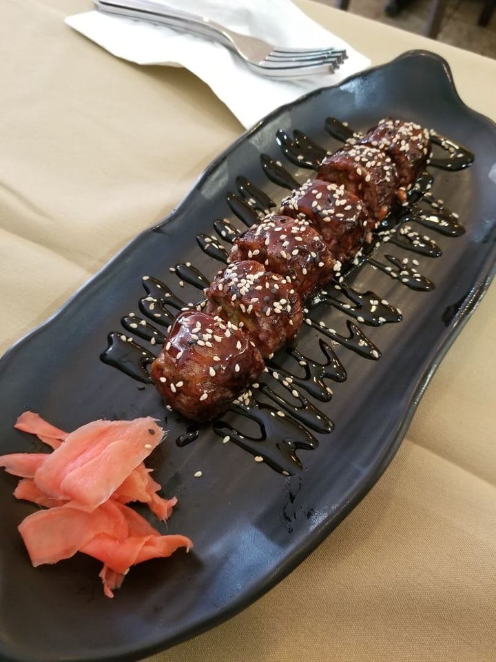 photo of Chef Kenny’s Asian Vegan Beef Rolls shared by @plantpoweredpotato on  04 Jan 2020 - review
