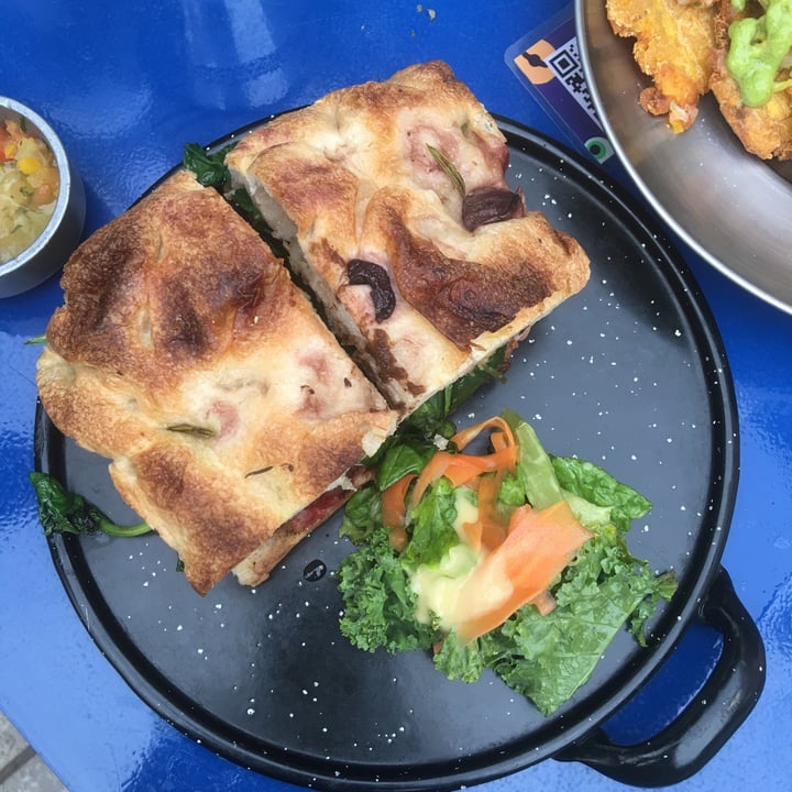 photo of Anfibio Vineria Sandwich de Tofu shared by @paulestoyaqui on  18 May 2021 - review