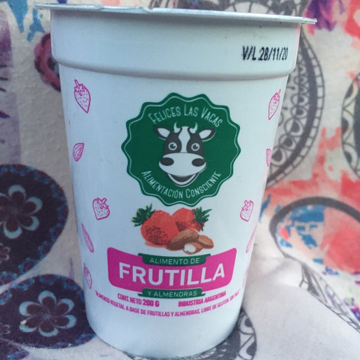 photo of Felices Las Vacas Yogurt sabor Frutilla shared by @shim on  29 Oct 2020 - review