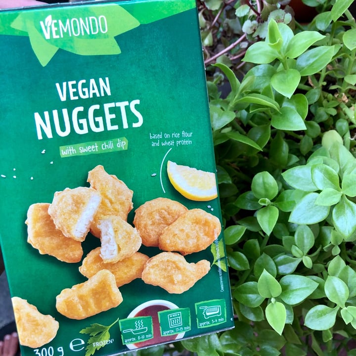 review photo of Vemondo Plant-based Nuggets shared by @bobbyeats on 17 Aug 2021 - review