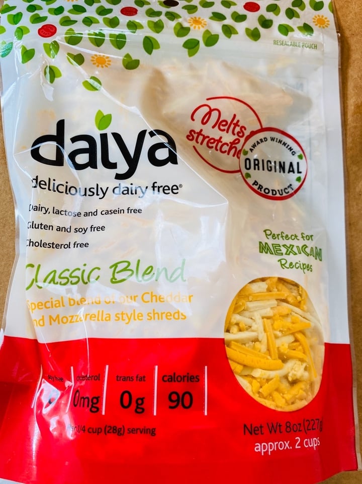 photo of Daiya Classic Blend Cheddar and Mozzarella Style Shreds shared by @gardenforlife on  31 Dec 2019 - review