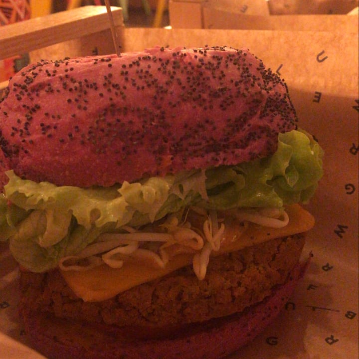 photo of Flower Burger Cheesy Cecio shared by @irenenani on  28 Aug 2020 - review