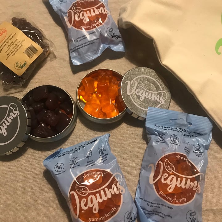 photo of Vegums Fish-free Omega 3 & Vitamin E Gummies shared by @almostzerowaste on  18 Jan 2021 - review